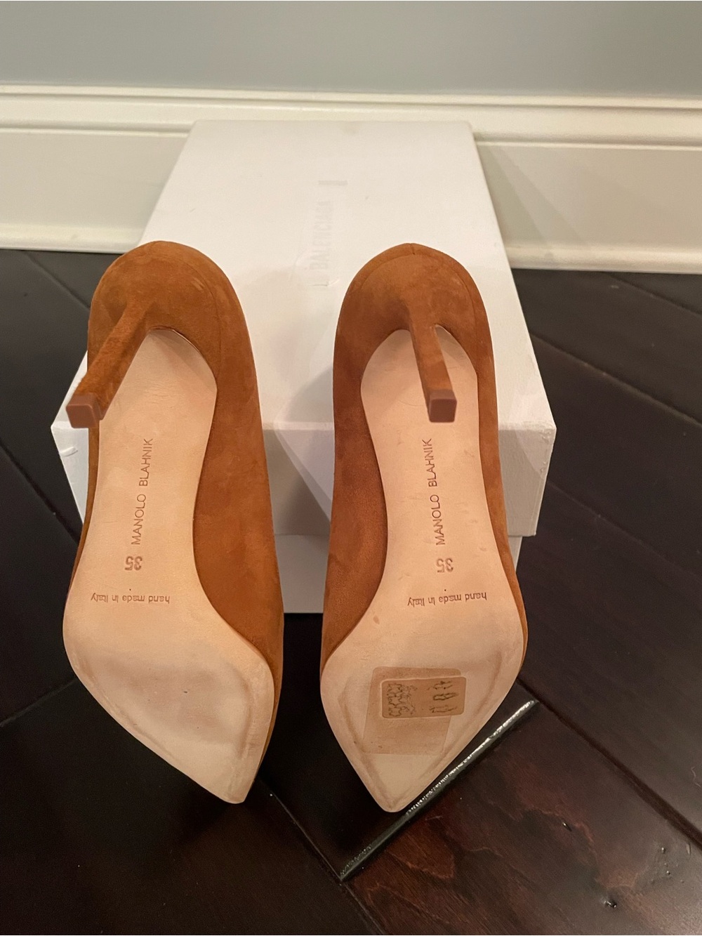 Manolo Blahnik Brown Suede Pointed-Toe Pumps - Picture 7 of 7